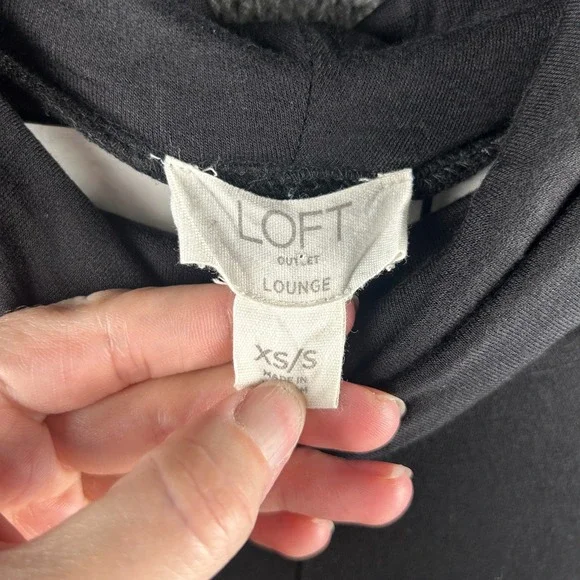 LOFT Outlet Women's Black Jersey Knit Cowl Neck Poncho XS/S Cozy Sweater Wrap - Picture 6 of 8